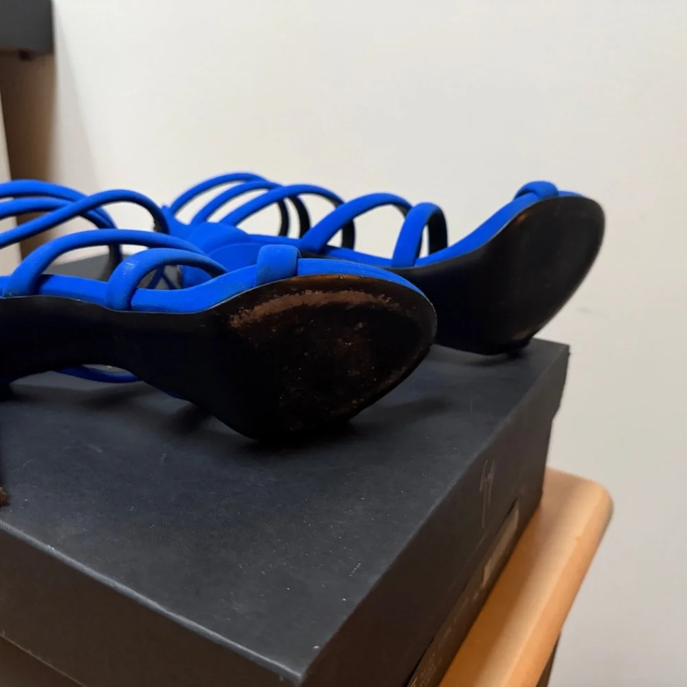 Giuseppe Zanotti Shoes - Picture 4 of 7